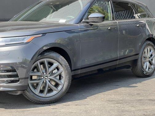 2026 Land Rover Range Rover Velar P250 Dynamic SE