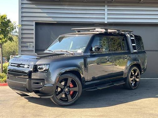 2025 Land Rover Defender P400 X