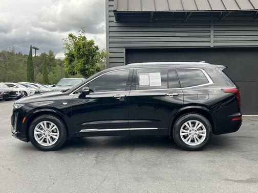 2024 Cadillac XT6 Luxury FWD