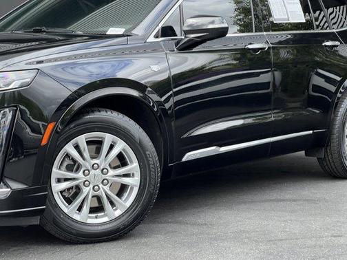2024 Cadillac XT6 Luxury FWD