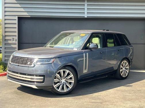 2025 Land Rover Range Rover P550e Autobiography