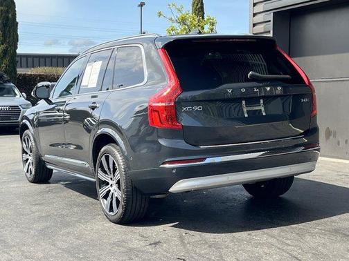 2022 Volvo XC90 T6 Inscription 6 Passenger