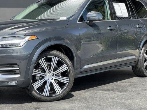 2022 Volvo XC90 T6 Inscription 6 Passenger