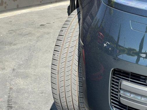 2025 Land Rover Range Rover AUTOBIOGRAPHY