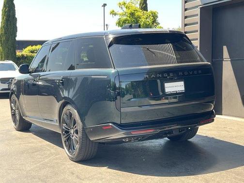 2025 Land Rover Range Rover AUTOBIOGRAPHY