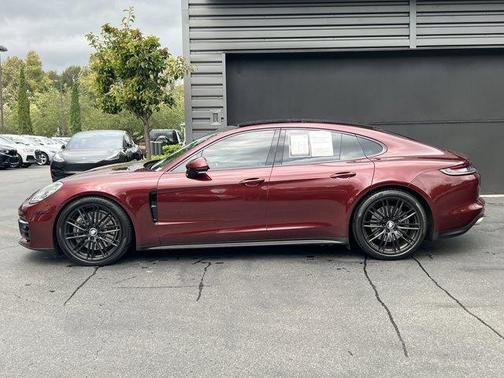 2021 Porsche Panamera 4