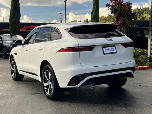 2025 Jaguar F-PACE P250 R-Dynamic S