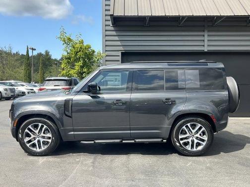 2025 Land Rover Defender P300