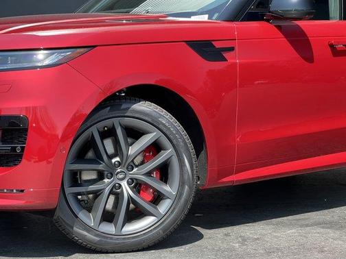 2025 Land Rover Range Rover Sport P530 Dynamic SE