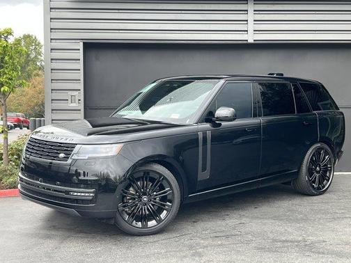 2025 Land Rover Range Rover P400 SE 7 Seat