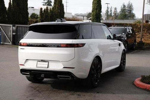 2026 Land Rover Range Rover Sport 5.0 Supercharged Dynamic