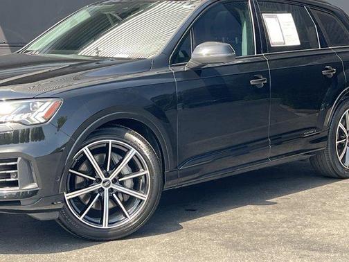 2023 Audi Q7 55 Prestige