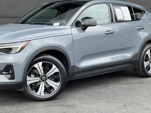 2023 Volvo C40 Recharge Pure Electric Twin Plus