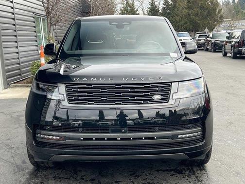2025 Land Rover Range Rover P530 SE 7 Seat