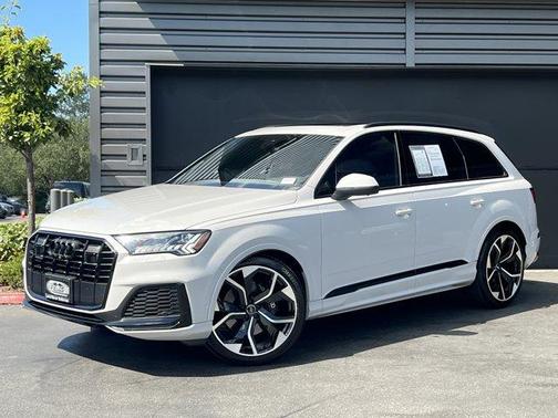 2023 Audi Q7 55 Prestige