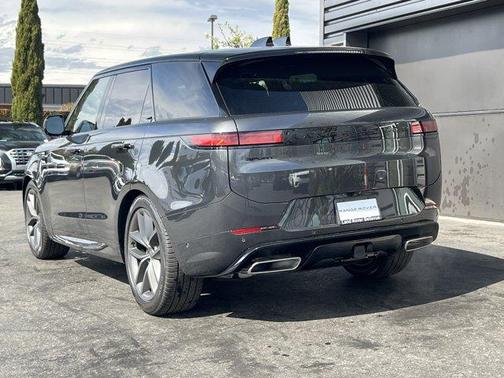2025 Land Rover Range Rover Sport P400 Dynamic SE