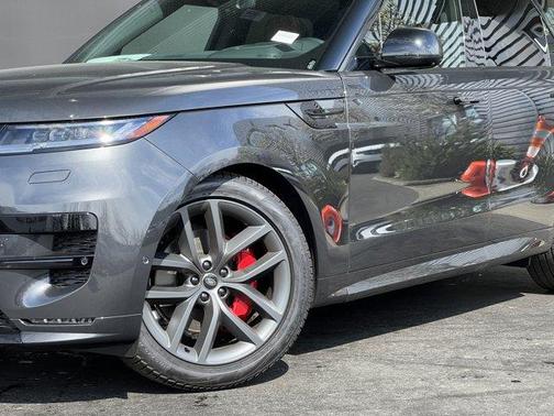 2025 Land Rover Range Rover Sport P400 Dynamic SE