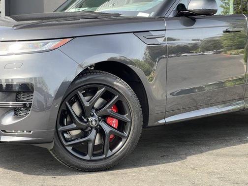2025 Land Rover Range Rover Sport P530 Dynamic SE