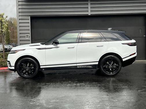 2026 Land Rover Range Rover Velar Dynamic SE