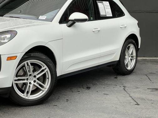 2019 Porsche Macan Base
