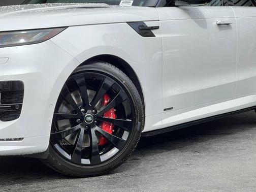 2025 Land Rover Range Rover Sport P530 Autobiography