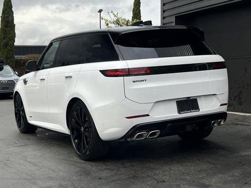2025 Land Rover Range Rover Sport P530 Autobiography