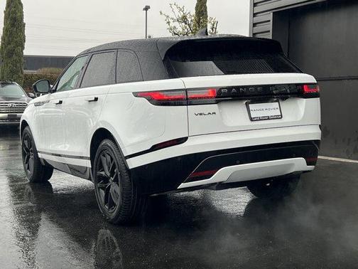2026 Land Rover Range Rover Velar Dynamic SE