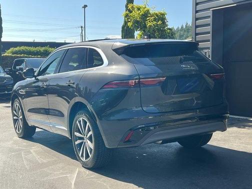 2025 Jaguar F-PACE P250 R-Dynamic S