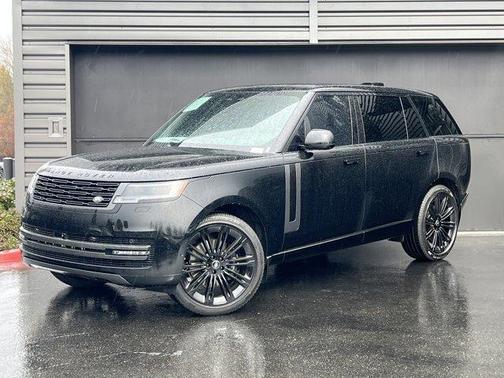 2025 Land Rover Range Rover P400 SE 7 Seat