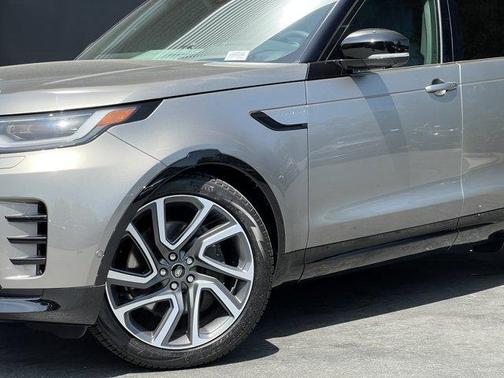 2024 Land Rover Discovery P360 Dynamic SE