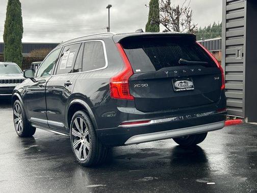 2022 Volvo XC90 T6 Inscription 7 Passenger