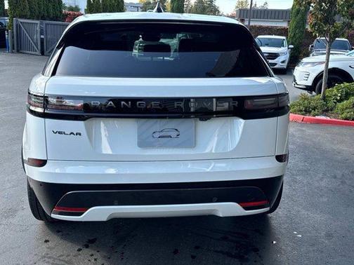 2025 Land Rover Range Rover Velar P250 Dynamic SE