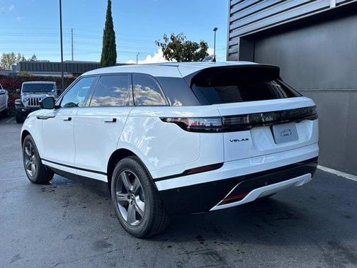 2025 Land Rover Range Rover Velar P250 Dynamic SE