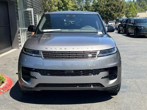 2025 Land Rover Range Rover Sport P360 SE