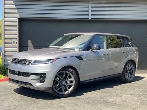 2025 Land Rover Range Rover Sport P360 SE