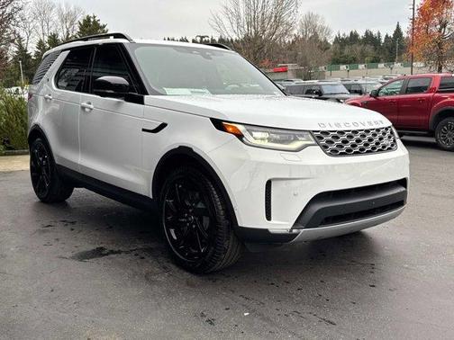 2025 Land Rover Discovery P300 S