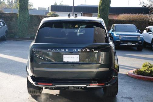 2026 Land Rover Range Rover P400 SE