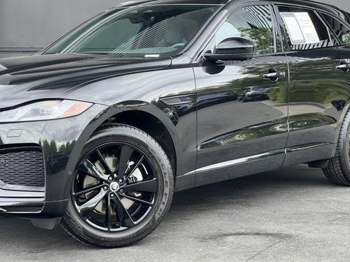 2024 Jaguar F-PACE P250 R-Dynamic S