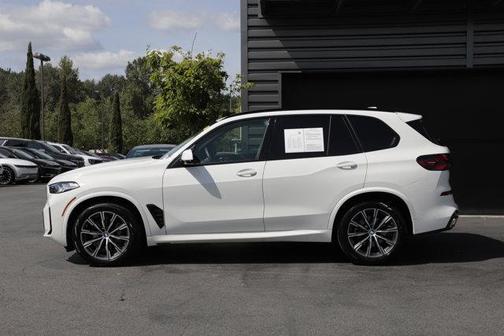 Alpine White 2026 BMW X5 xDrive40i