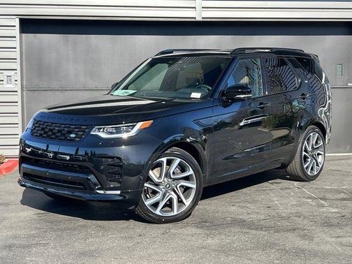 2025 Land Rover Discovery P360 Dynamic SE