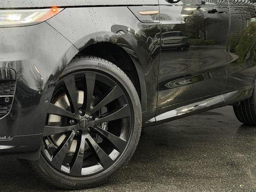 2026 Land Rover Range Rover Sport 5.0 Supercharged Dynamic