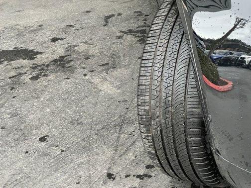 2025 Land Rover Discovery P360 Metropolitan Edition