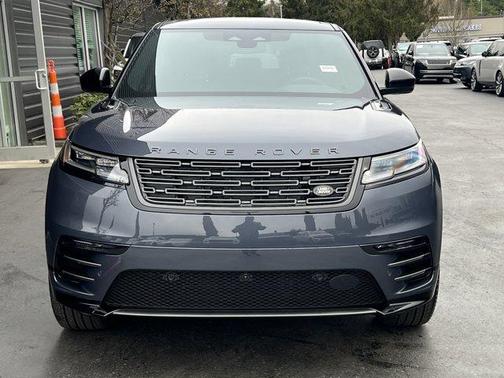 2026 Land Rover Range Rover Velar Dynamic SE