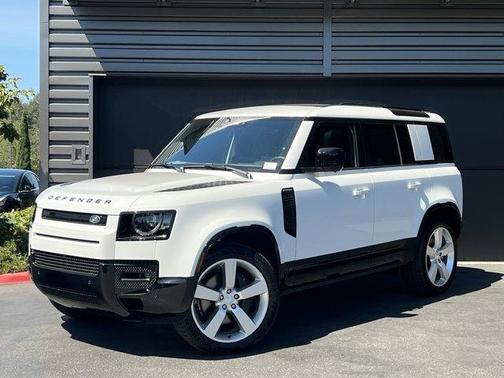 2025 Land Rover Defender P400 X-Dynamic SE
