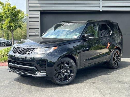 2025 Land Rover Discovery P300 Dynamic SE
