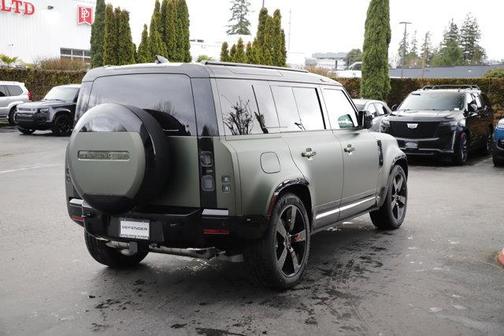 2026 Land Rover Defender 110 X-Dynamic SE