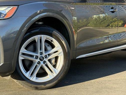 2022 Audi Q5 e 55 S line quattro Premium
