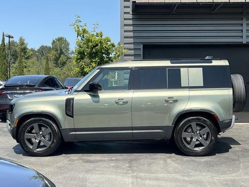2025 Land Rover Defender P300