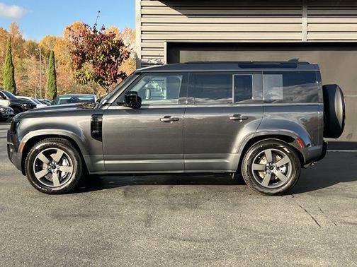 2026 Land Rover Defender S