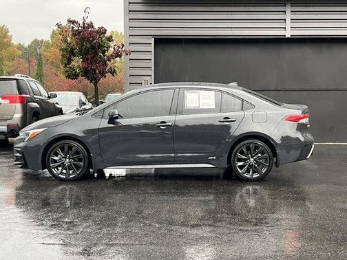 2024 Toyota Corolla Hybrid SE